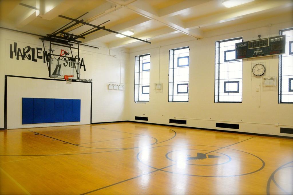 Harlem Ymca Hostel นิวยอร์ก ภายนอก รูปภาพ