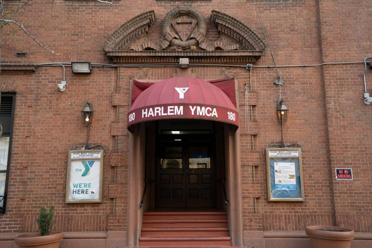 Harlem Ymca Hostel นิวยอร์ก ภายนอก รูปภาพ