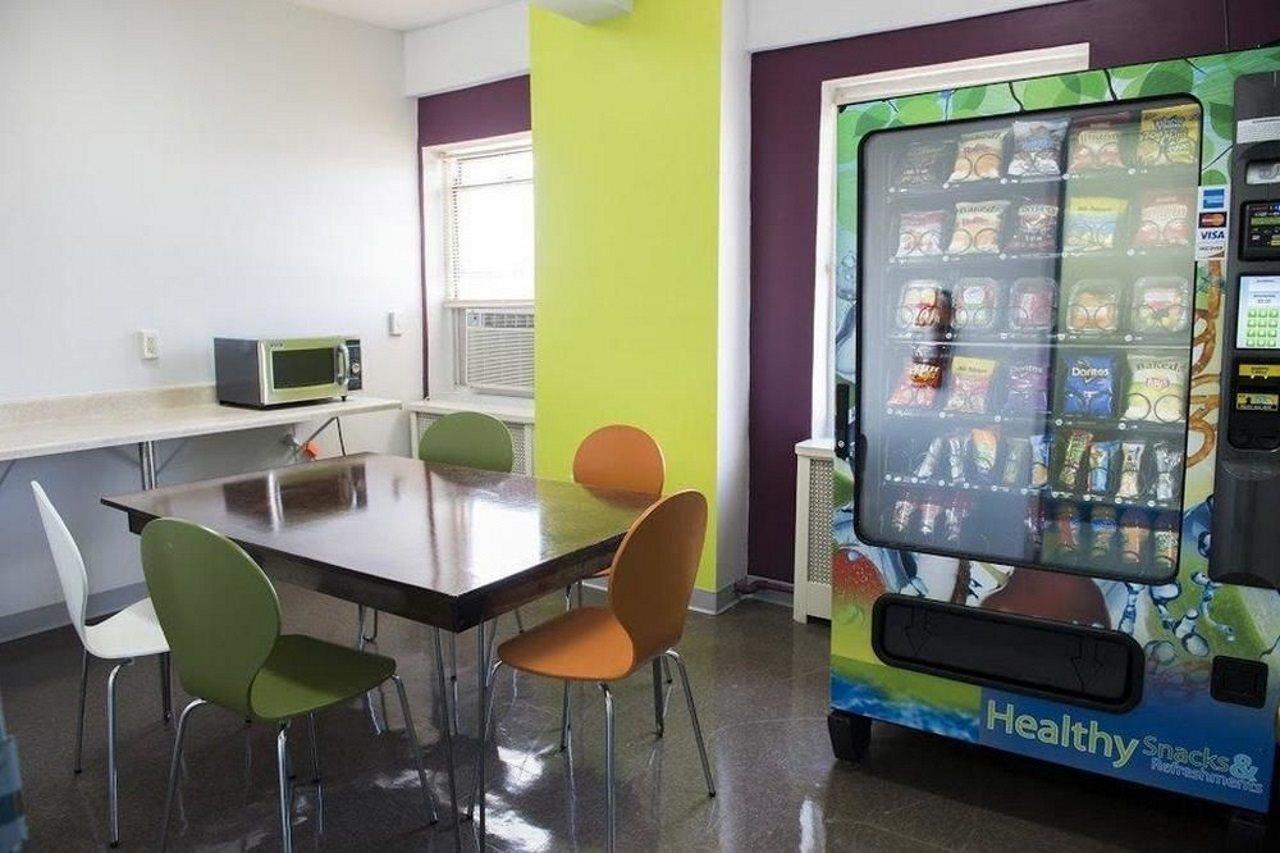 Harlem Ymca Hostel นิวยอร์ก ภายนอก รูปภาพ