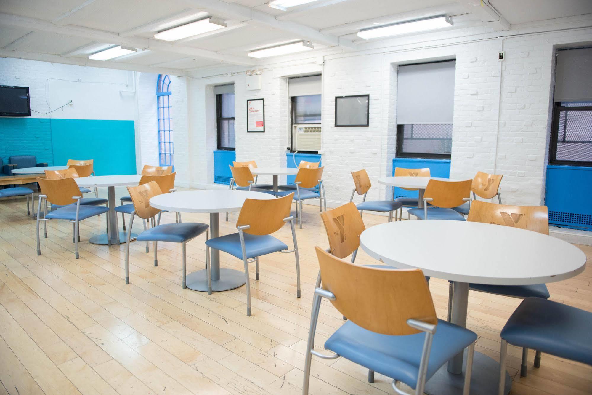 Harlem Ymca Hostel นิวยอร์ก ภายนอก รูปภาพ